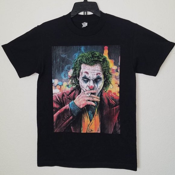 New "2019 Joker Smoking" Unisex Silkscreen T-Shirt.  Available From Small-3XL - Picture 1 of 2